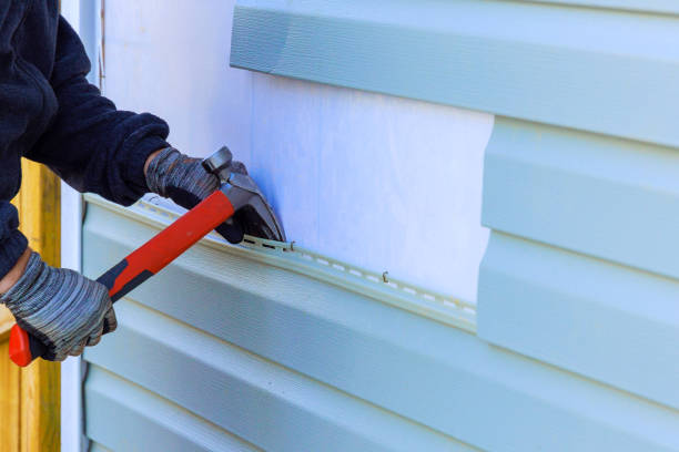 Trusted Emergency Siding Repair service in Golf, IL - Creative Siding